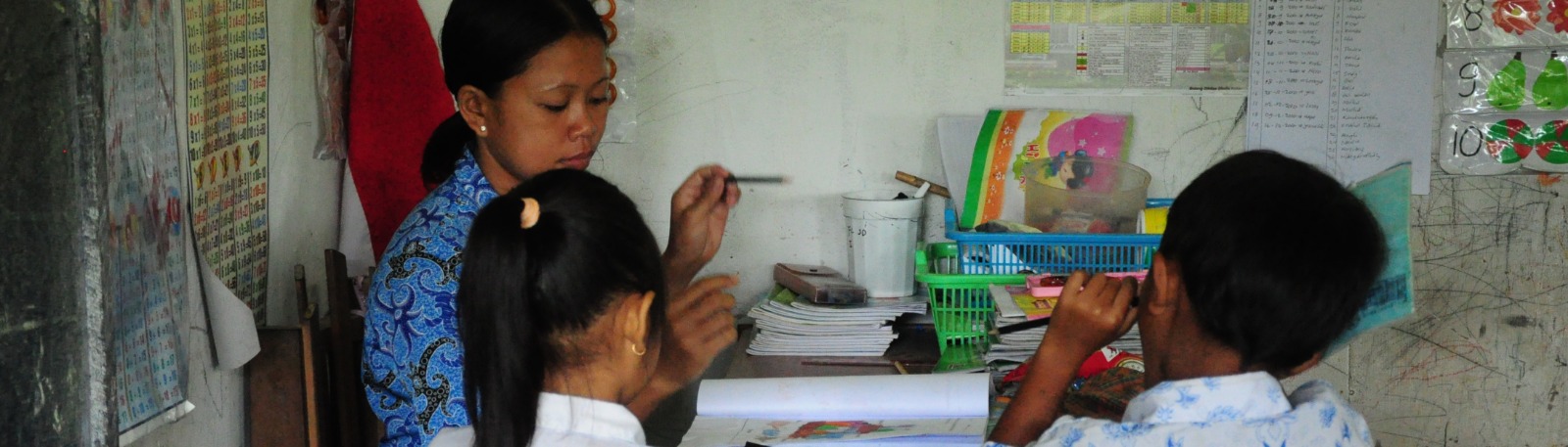 Dukung Guru Desa